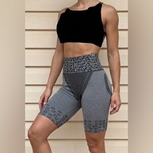 High Waisted Stretchy Ribbed Patterned Biker Shorts Charcoal Grey Size S/M